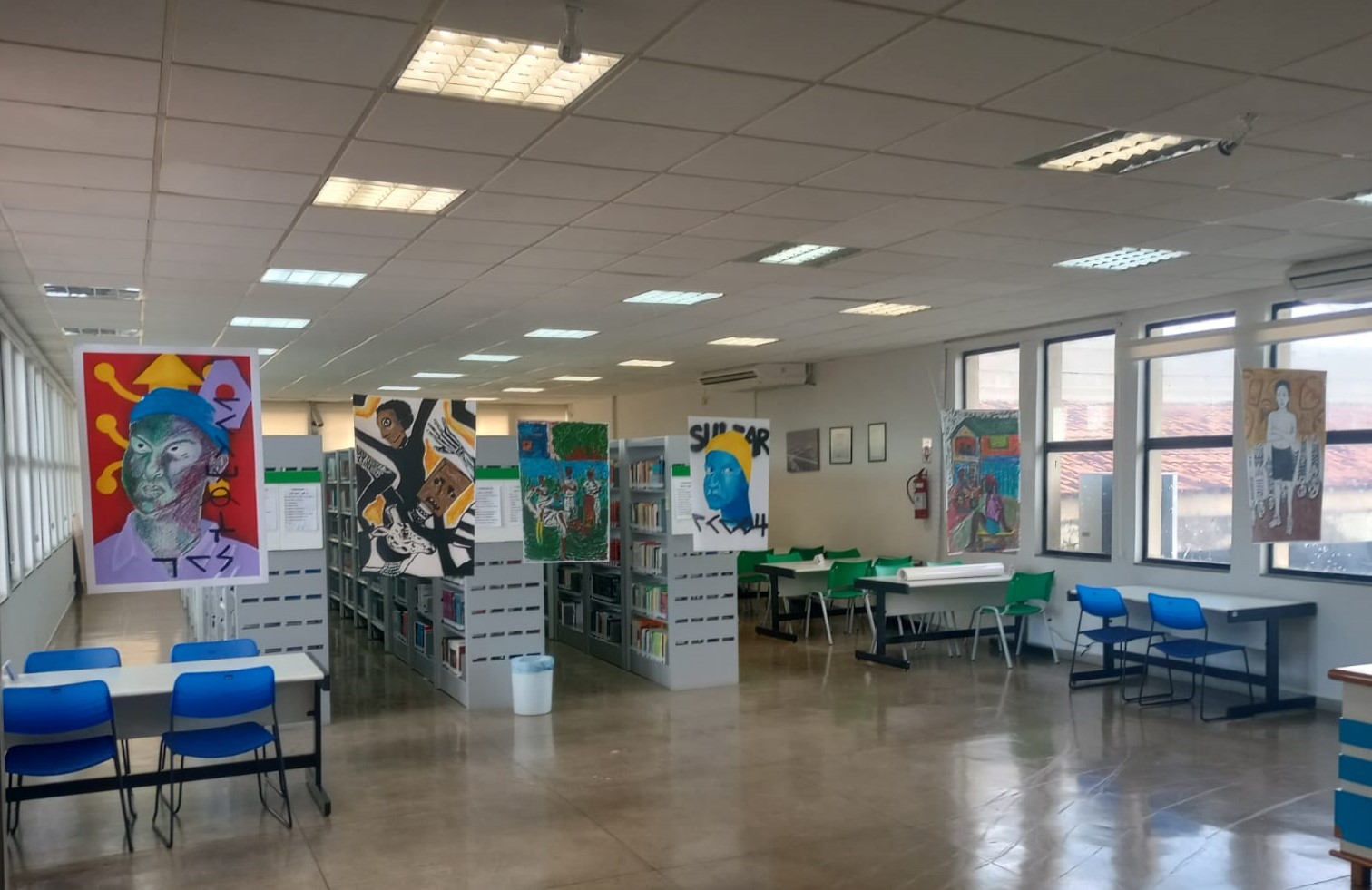 biblioteca